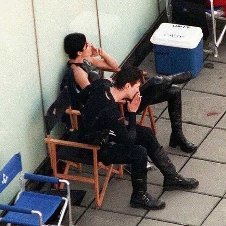 The Matrix 1999 Keanu Reeves and Carrie Ann Moss