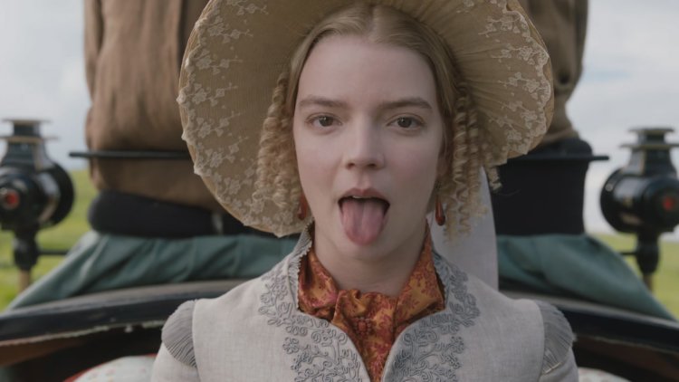 Anya Taylor-Joy split