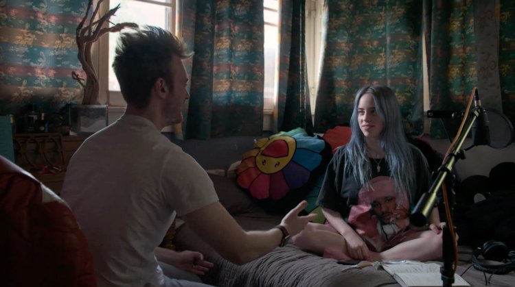 Billie Eilish's room 360 degrees