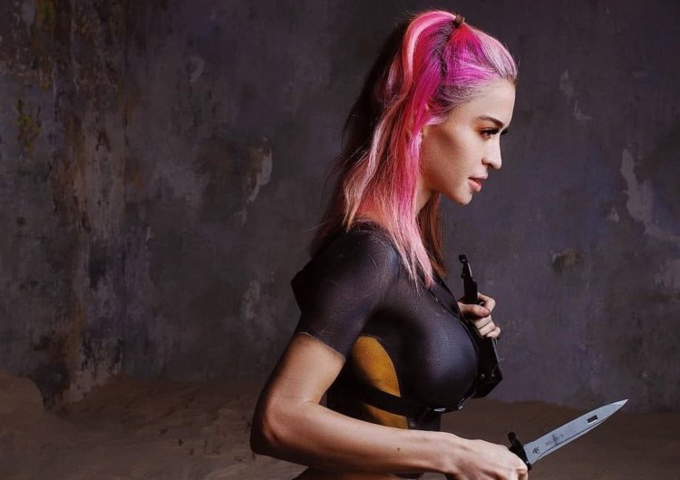 Angelica Ezieva Angelica Smith