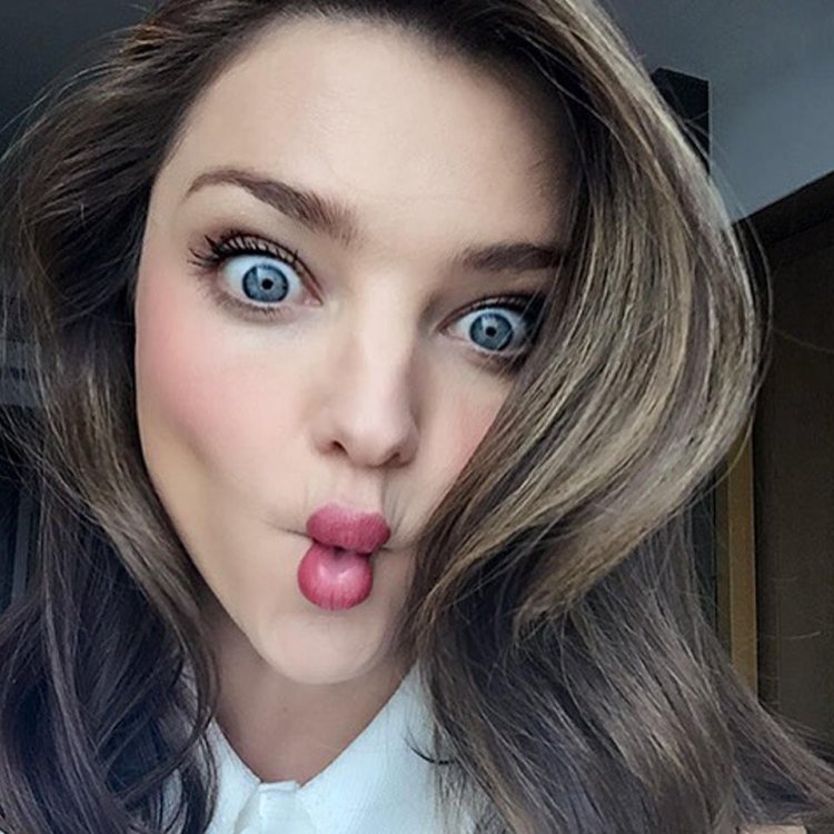 Miranda kerr selfie