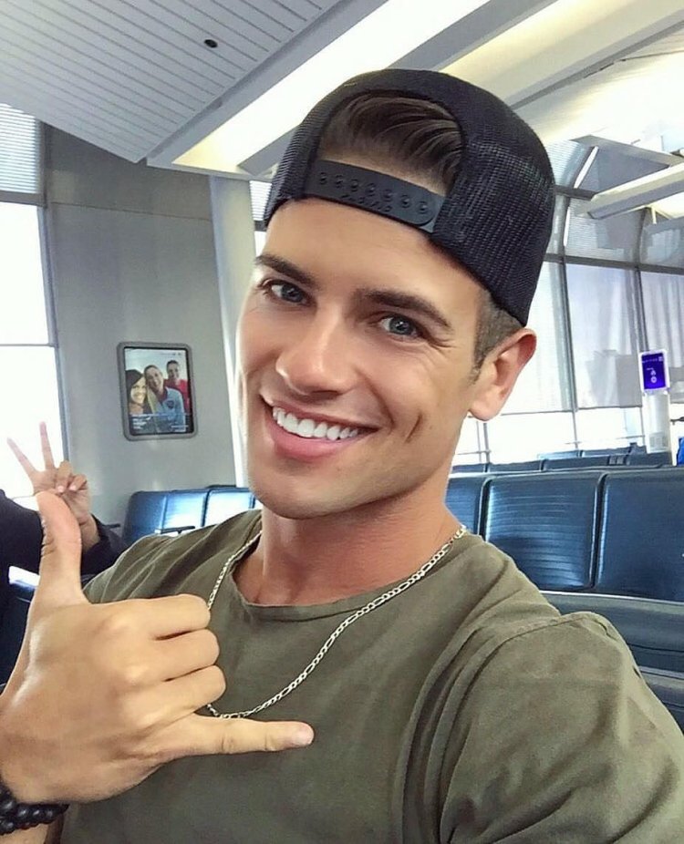 Alex Sewall male model