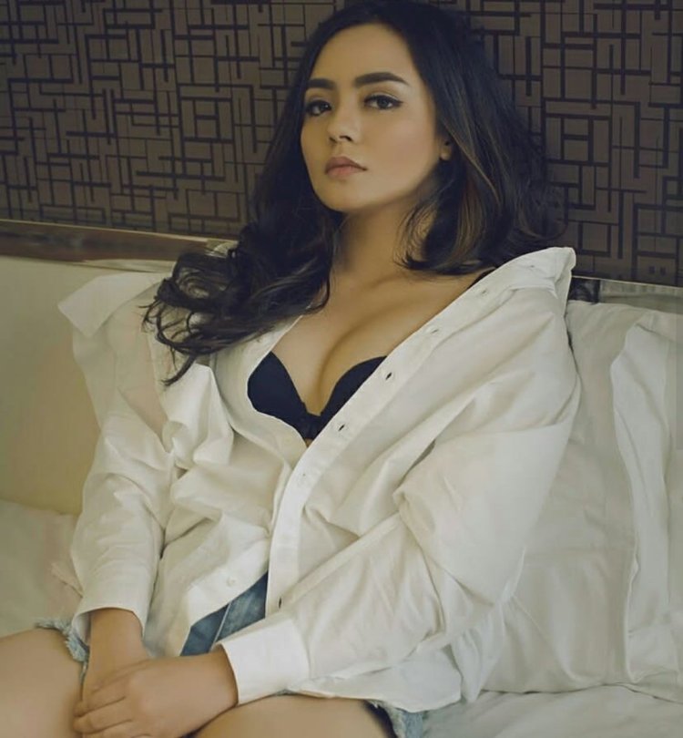 Artis Maxim Indonesia