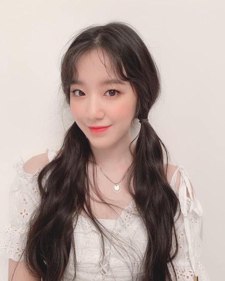 Shuhua g Idle aesthetic