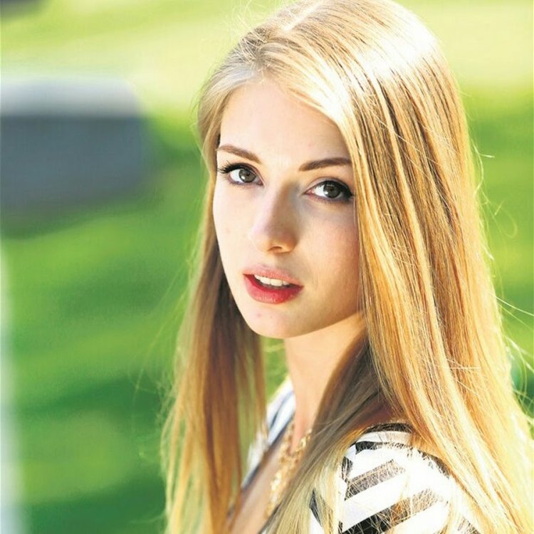 Yasmine Allen Turkish