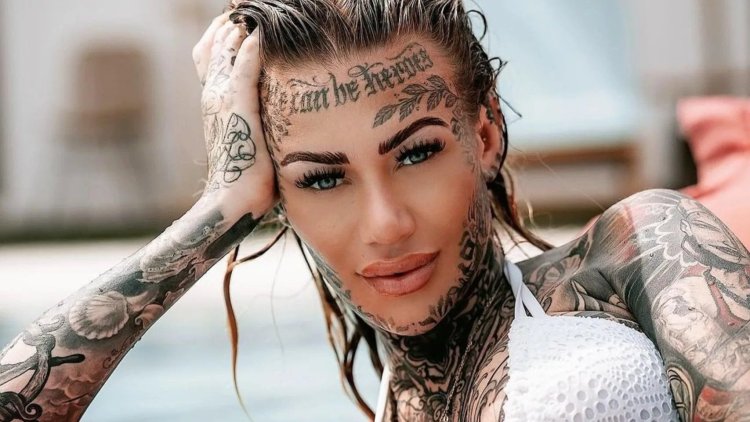 Becky Holt tattooed woman