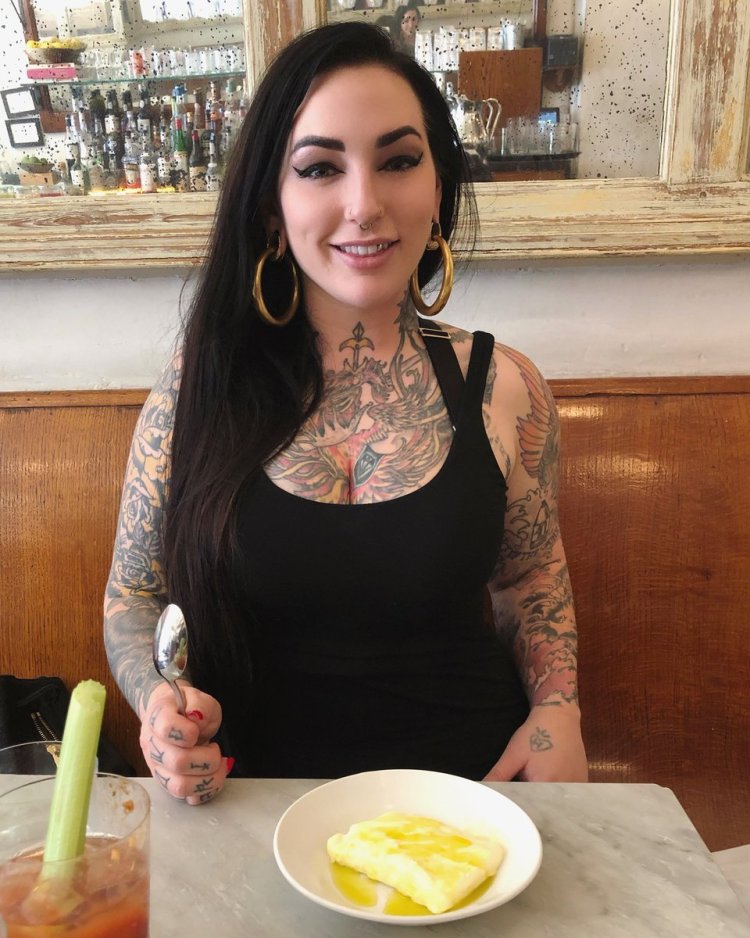 Arabelle Raphael Instagram