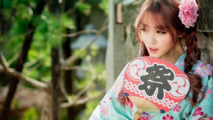 Beautiful Japanese girls