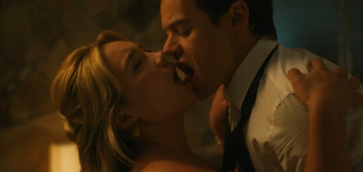 Don't worry darling movie 2022