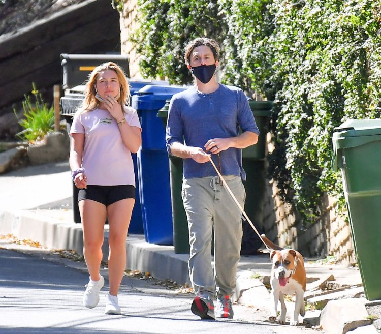 Florence Pugh and Zach Braff