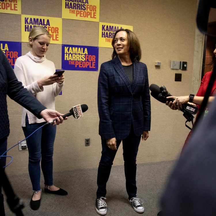 Kamala harris legs