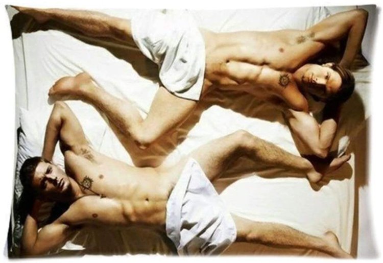 Jensen Ackles and Jared Padalecki shirtless