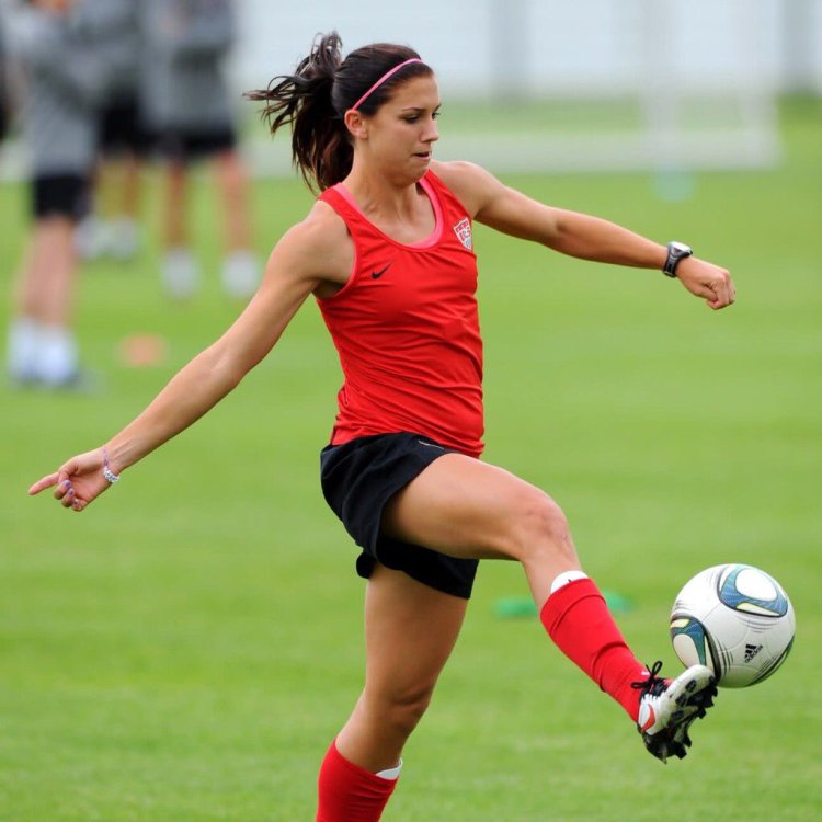 Alex Morgan soccer player