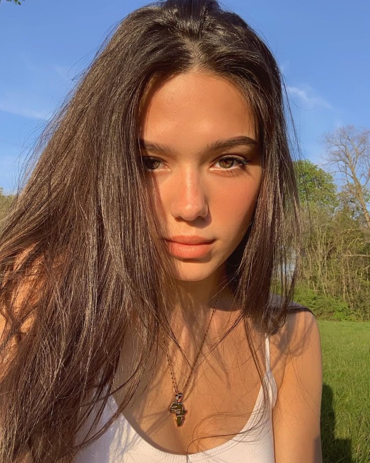 Beautiful Natural Girls