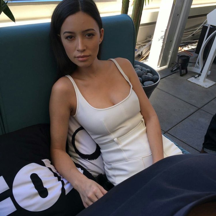 Christian Serratos Rosita