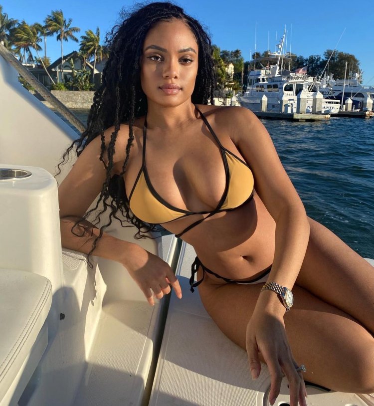 Essence Tatiana bikini