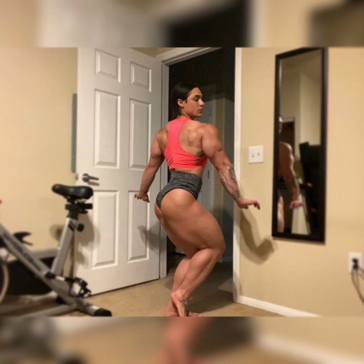 Christina Nicole bodybuilding