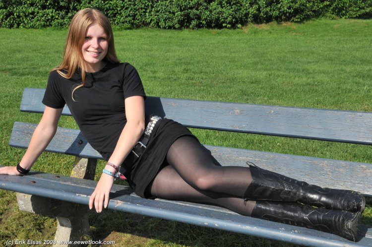 Pantyhose and Bondag skirt