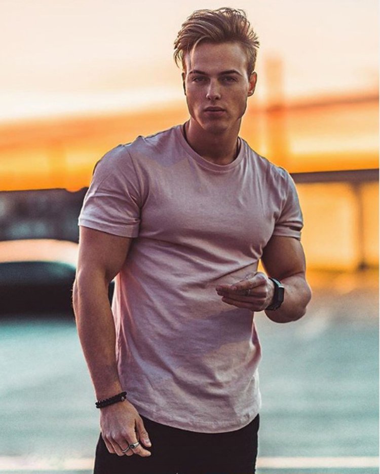 Sebastian Richter fashion model