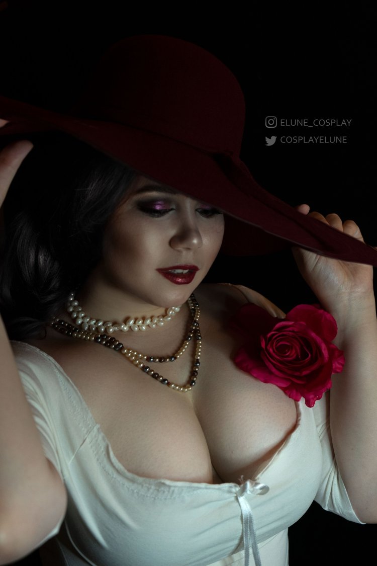 Anna Kotova Mephisto