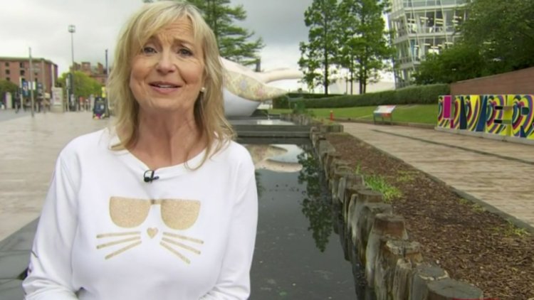 Kate garraway breasts