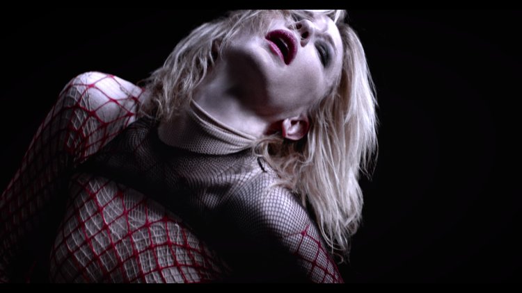 Cate Blanchett spider