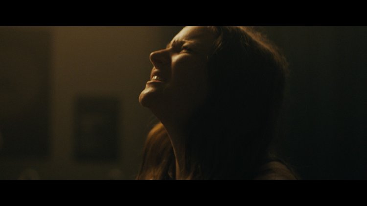 Morfydd Clark Dracula