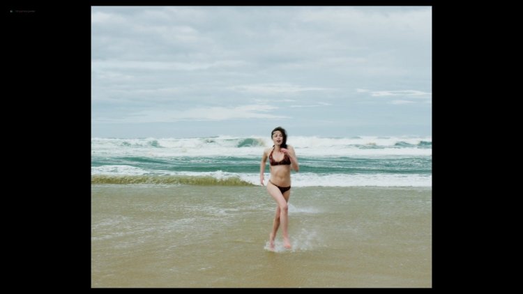 Freya Mavor bed scenes