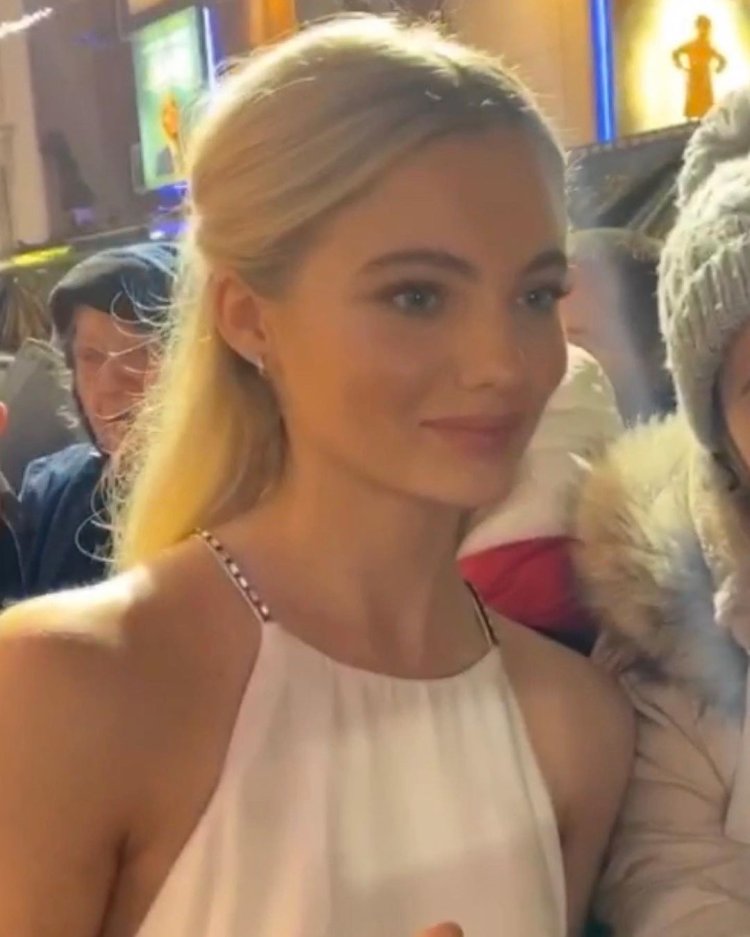 Freya Allan Instagram