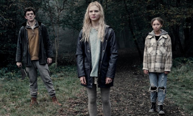 Freya Allan third day