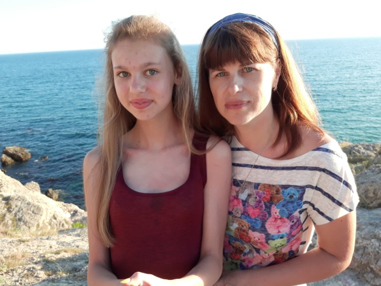 Elena Zernova with her friends