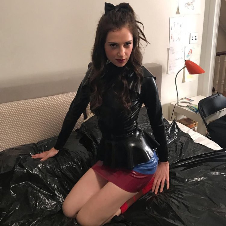 Zoe Levin connection