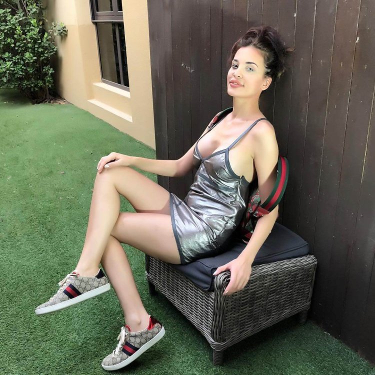 Dominique Hourani feet