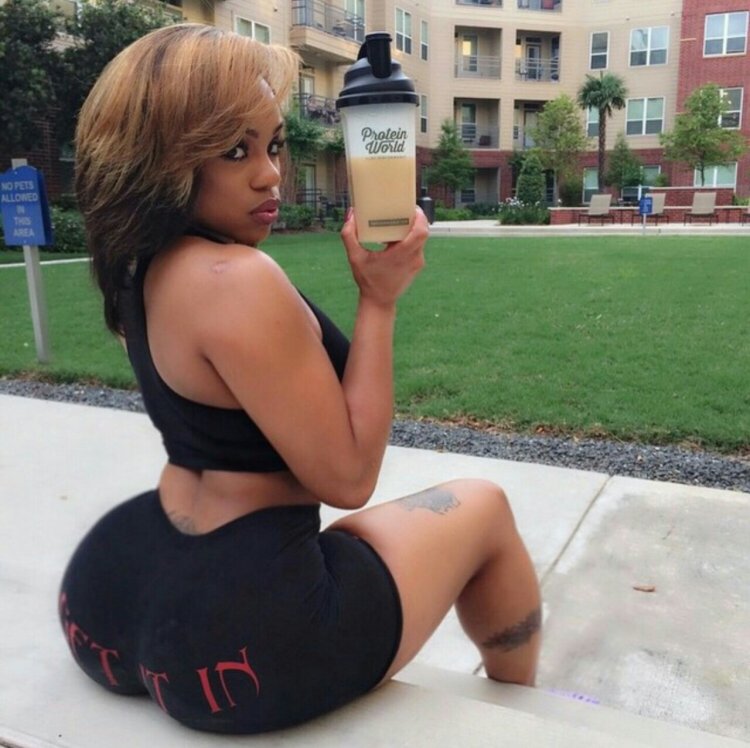 Dominique Chinn figure