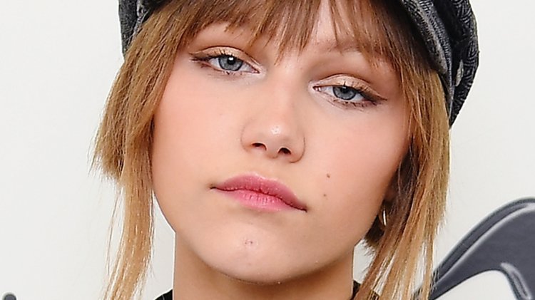 Grace VANDERWAAL - don't assume what you don't know album covers