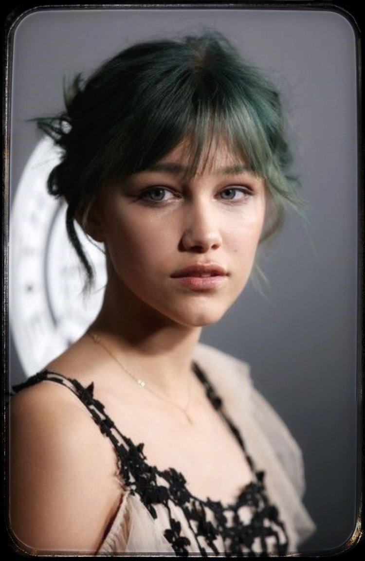 Grace VanderWaal American singer