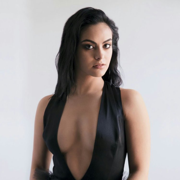 Camilla Mendes Hot Riverdale