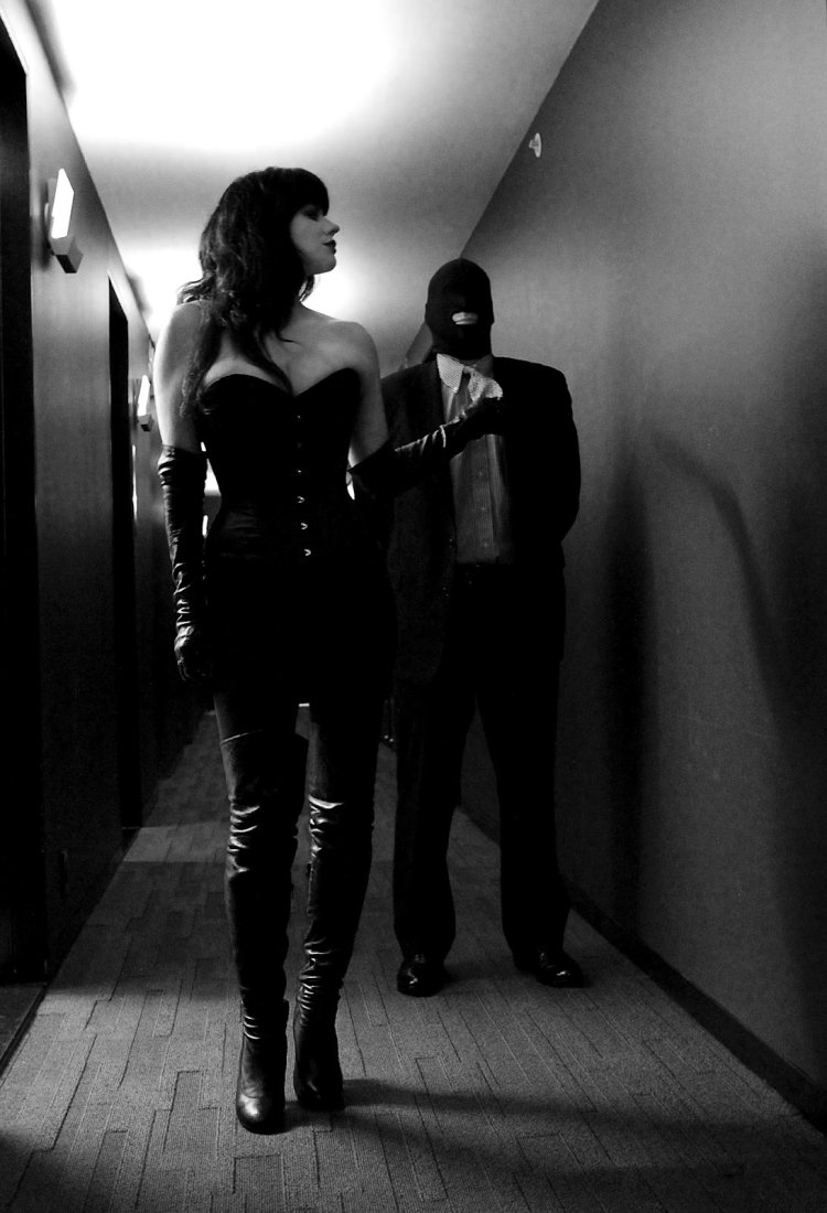 Beautiful girls Dominants