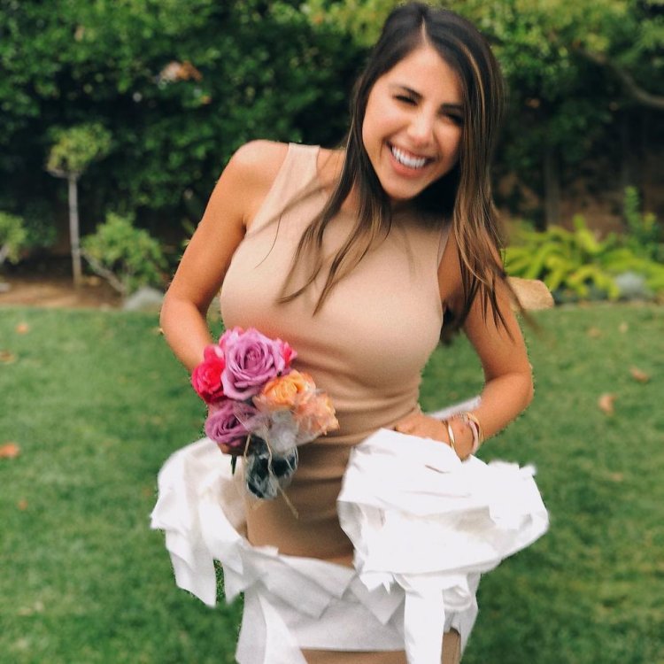 Daniella Monet