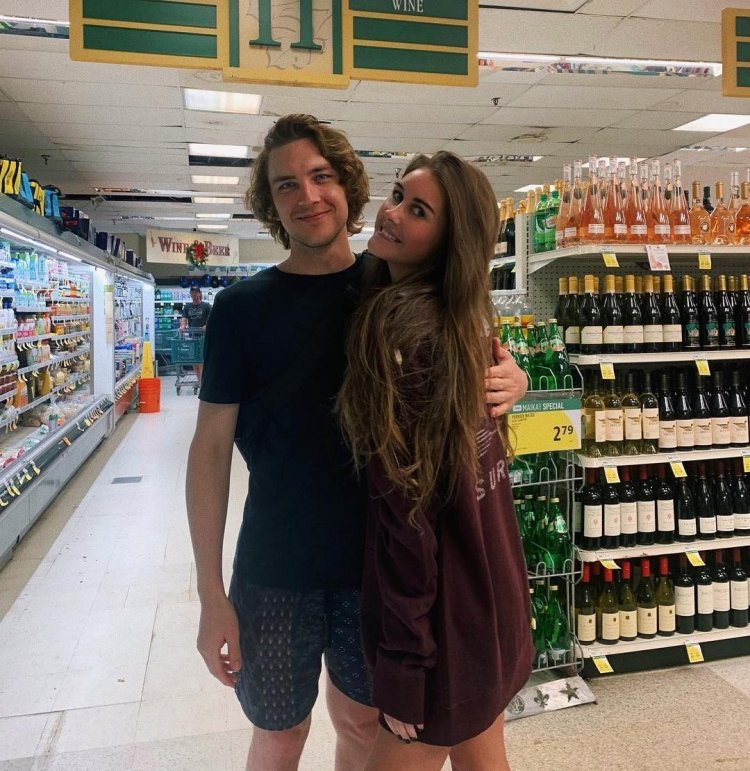 Girlfriends Aesthetics