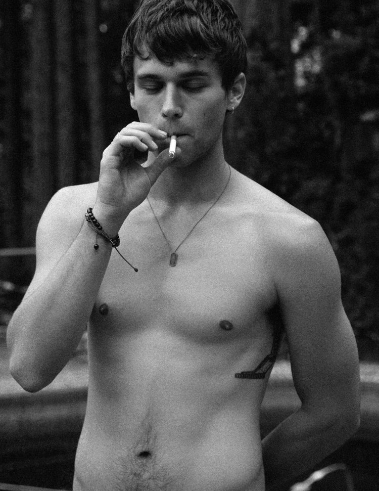 Brandon Flynn torso