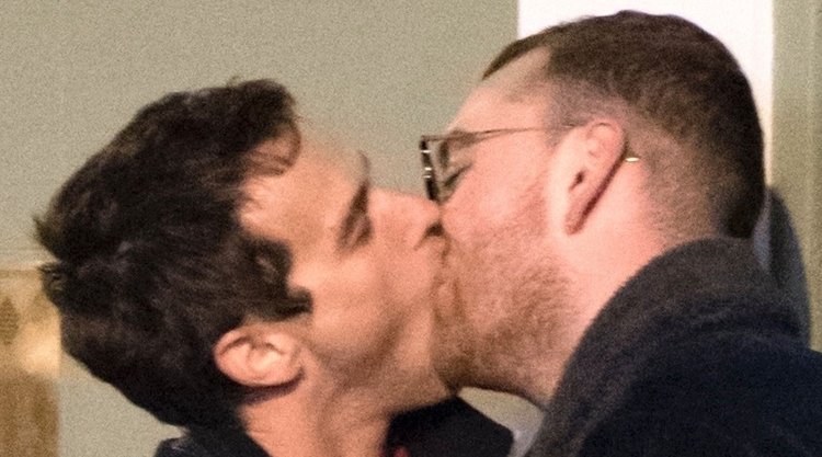 Brandon Flynn and Sam Smith kiss