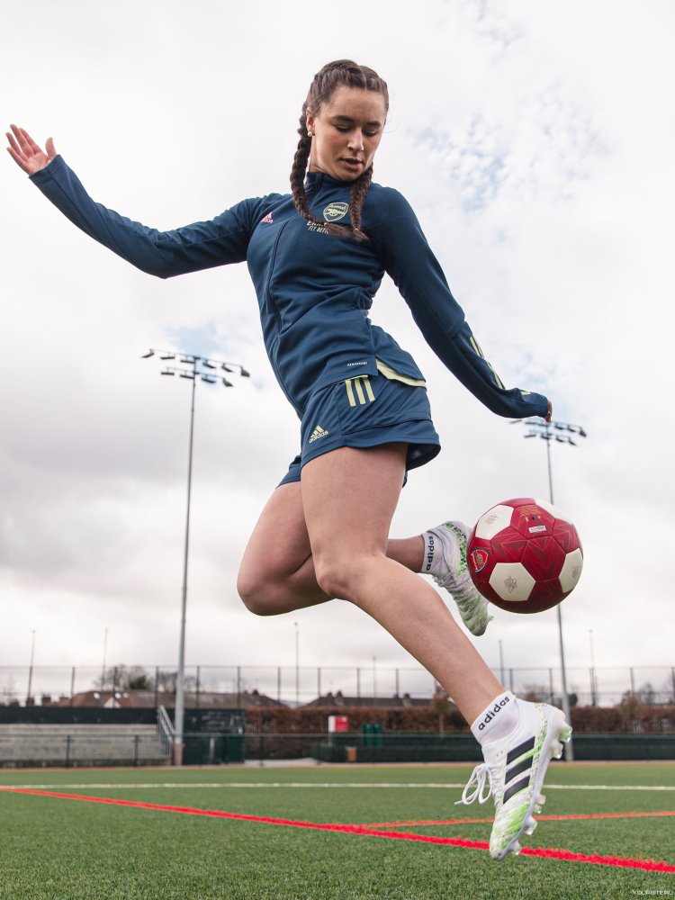 Margarita Manuylova football player