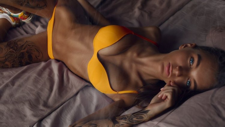 Sveta Statham model in swimsuit