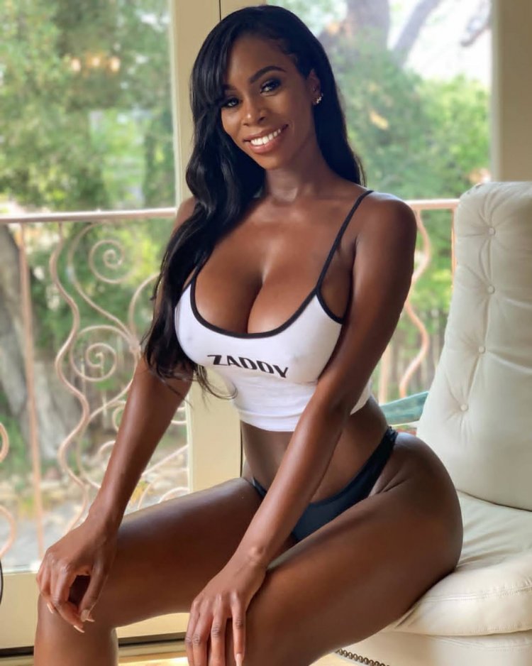 Ebony Lexxie Hart