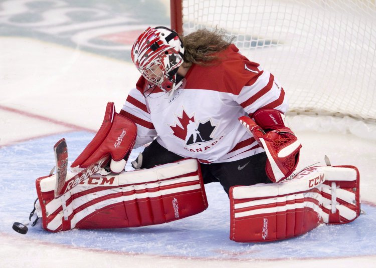 Canada hockey girl