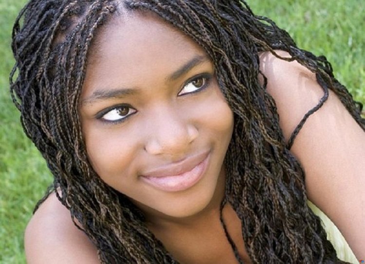 Model Queen of Darkness Nyakim Gatweh