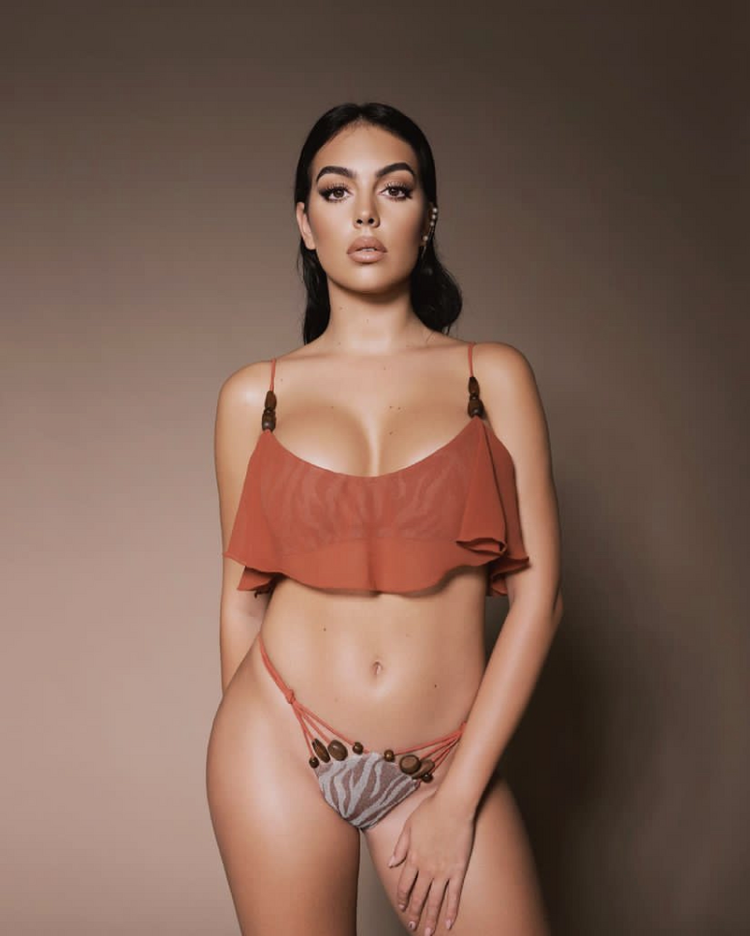 Georgina Rodriguez hot