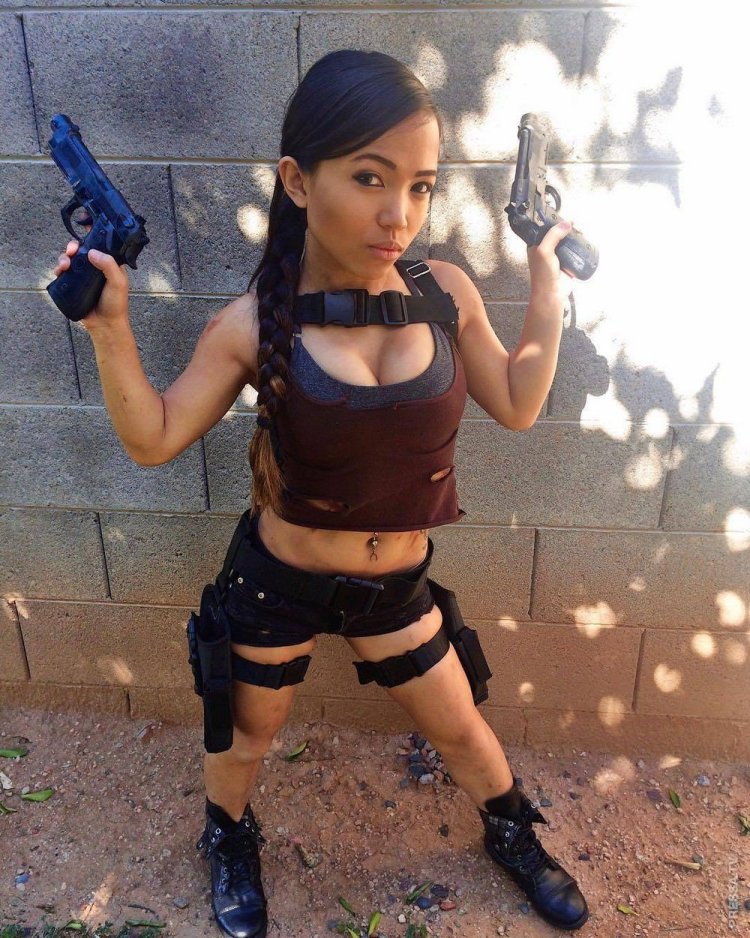 Beautiful dwarf girls