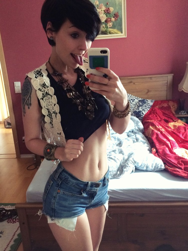 Skinny femboy selfie